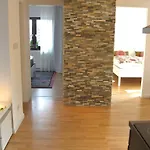Hanna Apartment